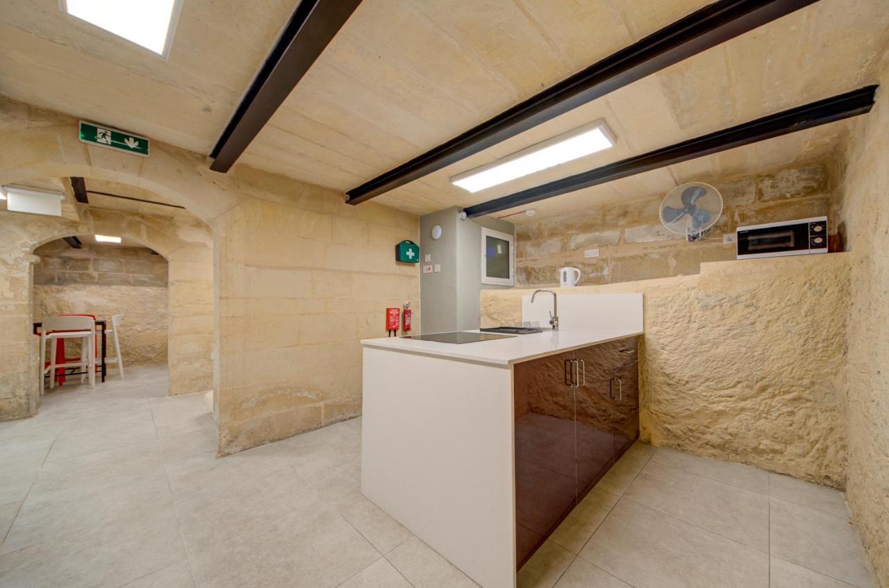 Отель Casa Domenico 8 Валетта Экстерьер фото